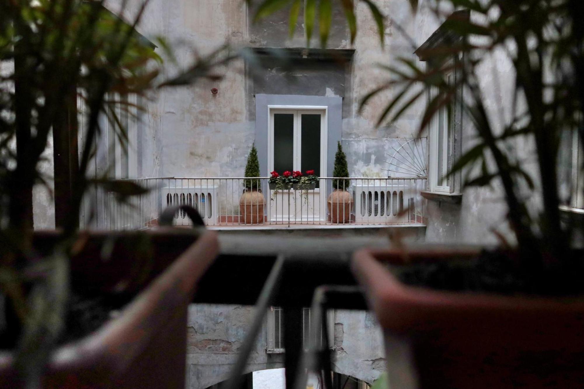 Relais Santa Lucia Sul Mare, Affittacamere Napoli